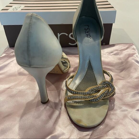 RSVP HIGH HEEL SANDAL w Chrystal details - Picture 5 of 12